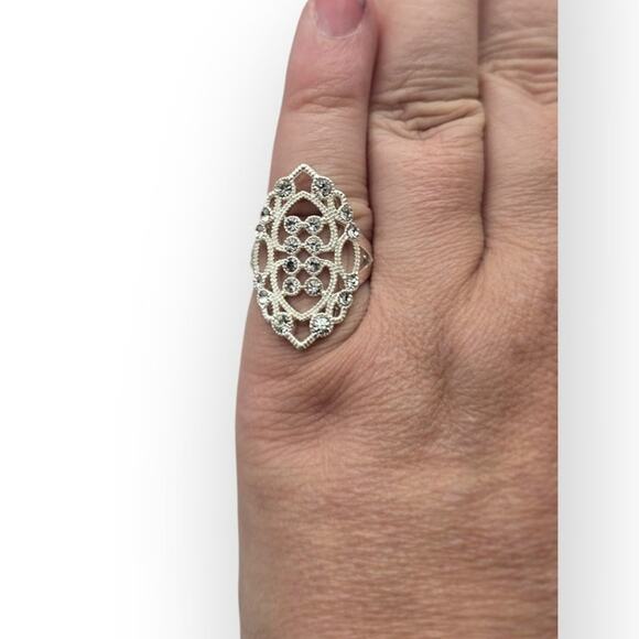 Vintage Silver Tone Filigree Statement Ring – Size 8 - Picture 1 of 7
